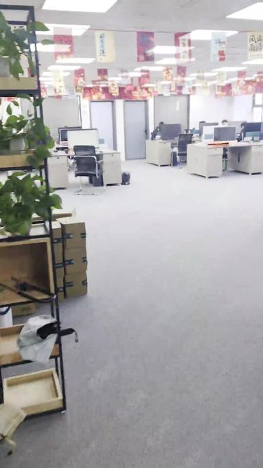 工作简单轻松，氛围好