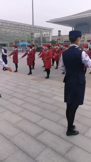服務(wù)禮儀培訓(xùn)